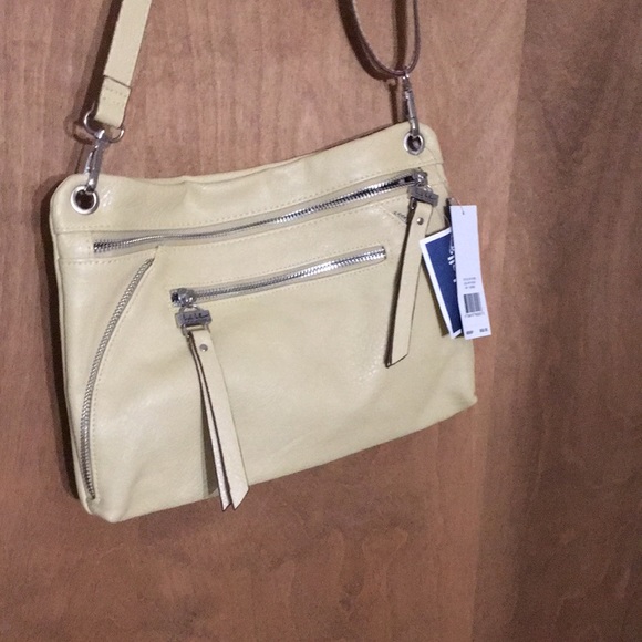 Pear colored Nicole Miller Summer bag - Picture 2 of 5